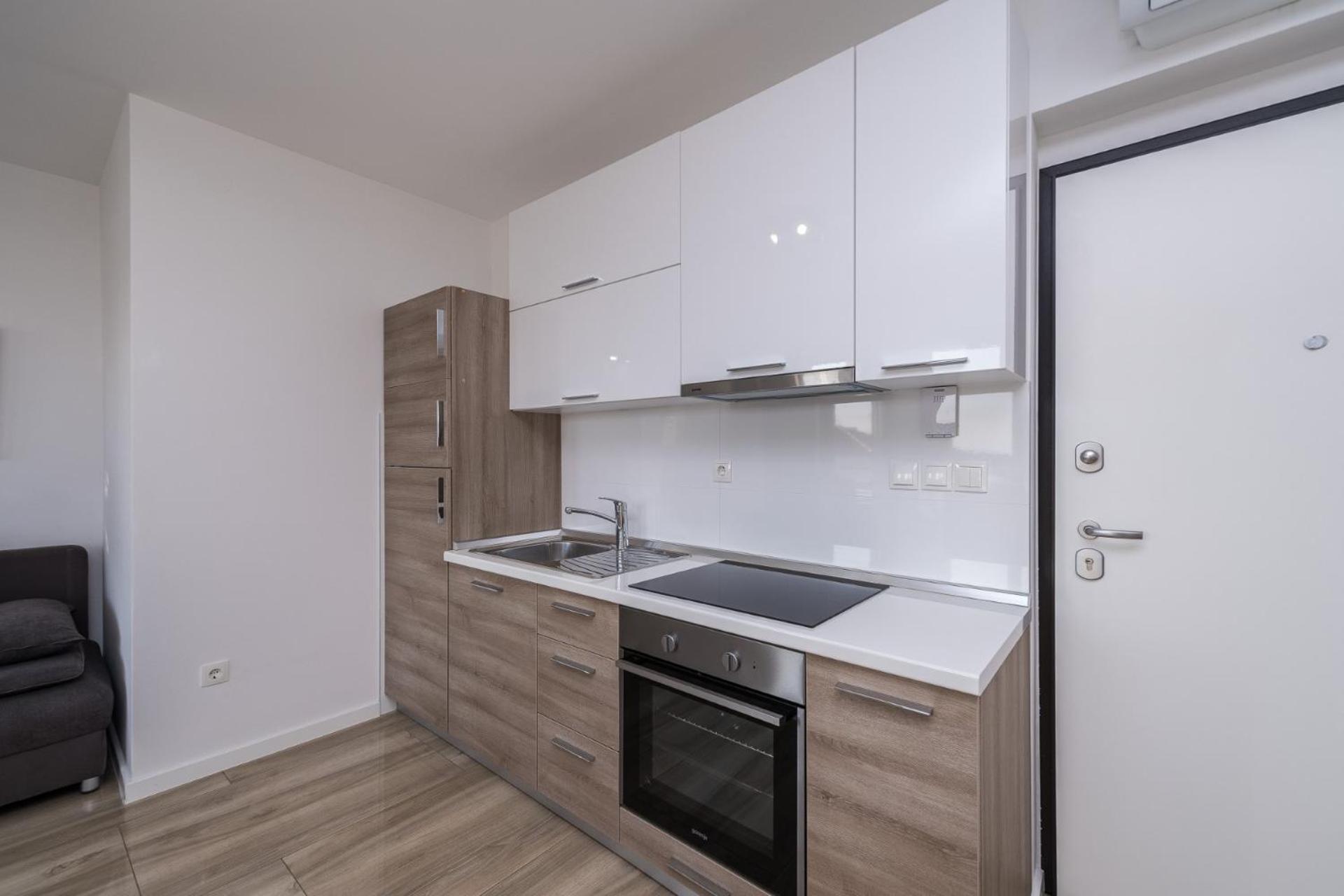 Apartments & Rooms Danivan Pool Villas B Новаля Номер фото