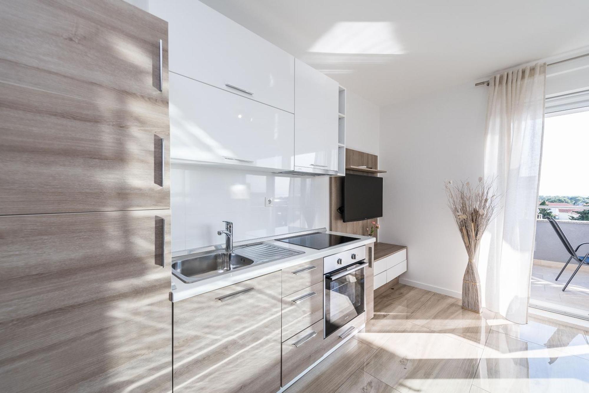 Apartments & Rooms Danivan Pool Villas B Новаля Номер фото