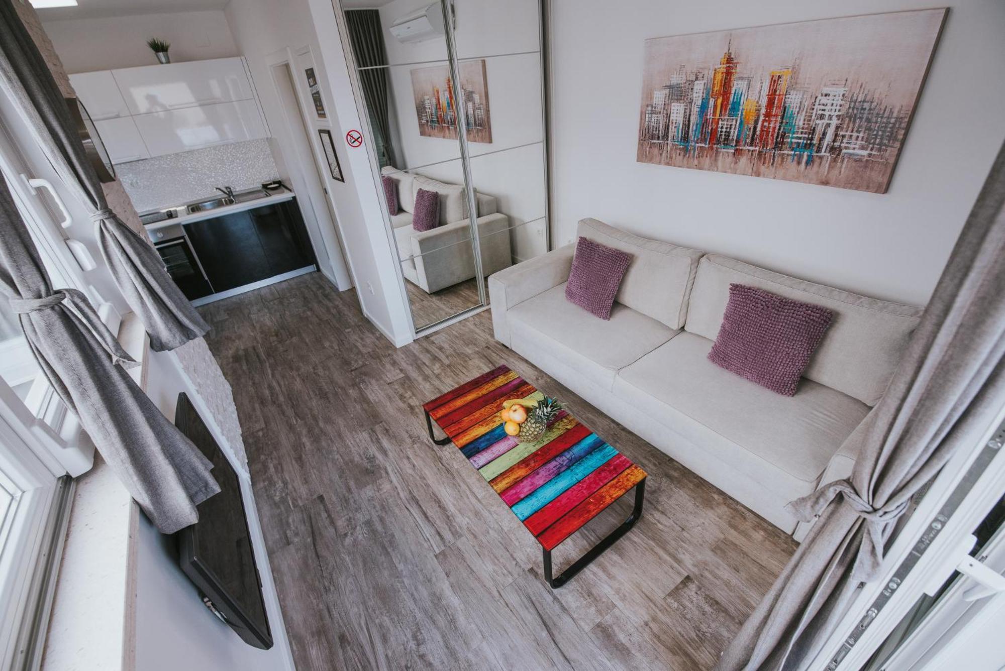 Apartments & Rooms Danivan Pool Villas B Новаля Номер фото